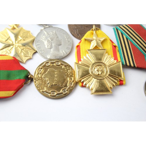 1180 - A COLLECTION OF MEDALS INCLUDING WW2, NATIONAL SERVICES, MALWAI INDEPENDENCE (10)