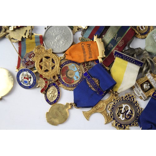 1179 - A COLLECTION OF MIXED JEWELS/ MEDALS INCLUDING MASONIC, RAOB