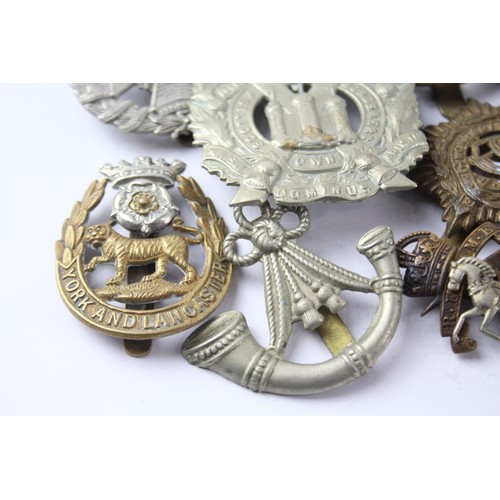 1191 - A COLLECTION OF MILITARY CAP BADGES INCLUDING KOSB, THE WELSH , THE LEINSTER (10)