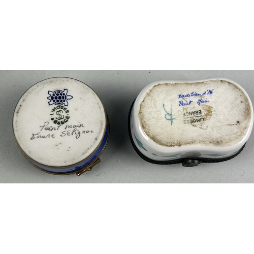 1223 - A COLLECTION OF PORCELAIN TRINKET BOXES TO INCLUE TIFFANY AND CO, LIMOGES ALONG WITH A HEREND CUP AN... 