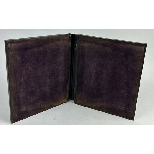 1256 - A CARVED HARD WOOD QURAN COVER 26cm x 23cm