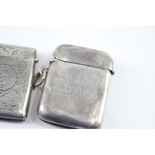 422L - THREE .925 STERLING SILVER VESTA OR MATCH CASES INCLUDING VICTORIAN

Weight: 63gms