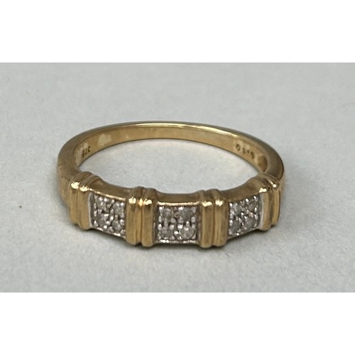 132 - A 9CT GOLD DIAMOND ETERNITY RING 
 
Total diamond weight: 0.10 ct 
Weight: 3.3 gms