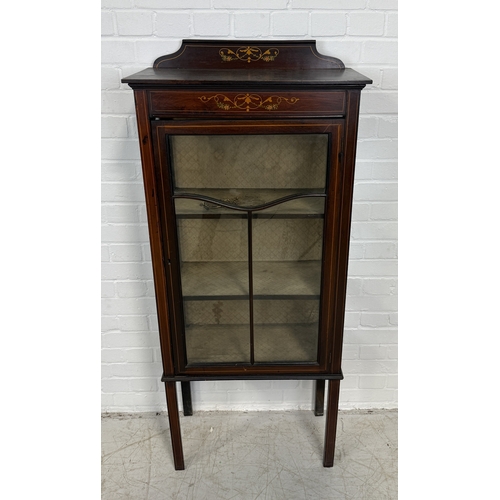 1002 - AN EDWARDIAN DISPLAY CABINET WITH GLASS DOOR
144cm x 61cm x 30cm