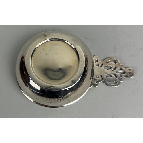 105 - A STERLING SILVER PORRINGER
Weight: 108gms