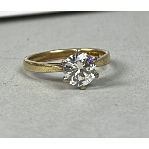 147 - A 1.18CT SOLITAIRE DIAMOND RING IN 18CT GOLD WITH CERTIFICATE
Diamond measures 7.01 x 7.05 x 4.07mm
... 