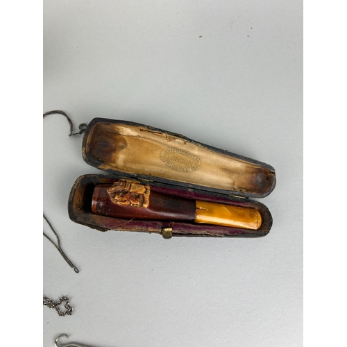 193 - COSTUME JEWELLERY TO INCLUDE AN AMBER PIPE