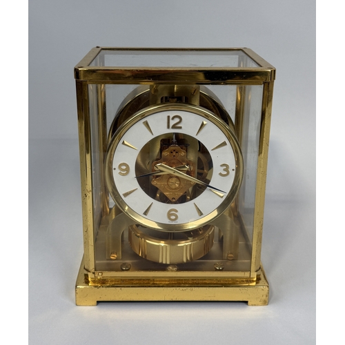 262 - A JAEGER LE COULTRE ATMOS CLOCK
22cm x 16cm x 12cm