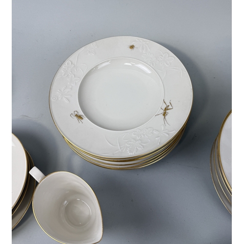 285 - A KPM DINNER FELDBLUME PART DINNER SERVICE, 28 PIECES
 