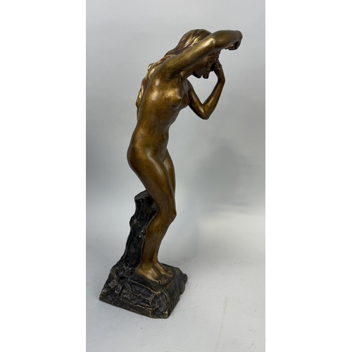 300 - AFTER AGATHON LEONARD (1841-1923): A BRONZE SCULPTURE OF A LADY
58cm H