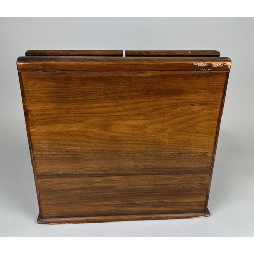 307 - AN ANTIQUE OAK DESK TIDY WITH CALENDAR
 
32 x 32 x 25 cm