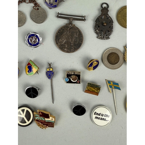 350 - A COLLECTION OF MEDALS AND COINS, INCLUDING SOME COLD WAR PINS AND BADGES
 