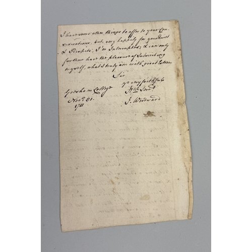 437 - A SIGNED LETTER BY JOHN WOODWARD (1685 - 1728). ENGLISH GEOLOGIST, ANTIQUARIAN AND NATURALIST.
Sent ... 