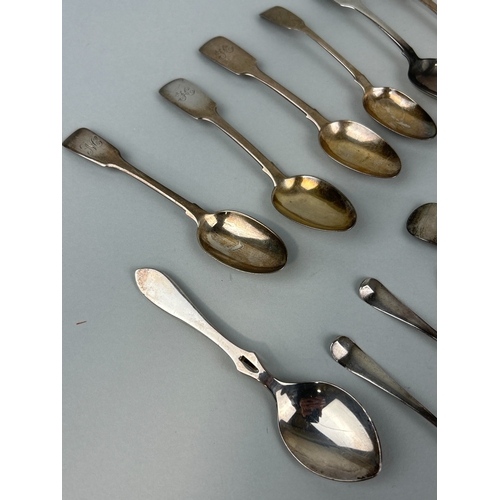 68 - A COLLECTION OF SILVER TO INCLUDE GEORGIAN
Total weight (excluding stainless blade knife and fork an... 