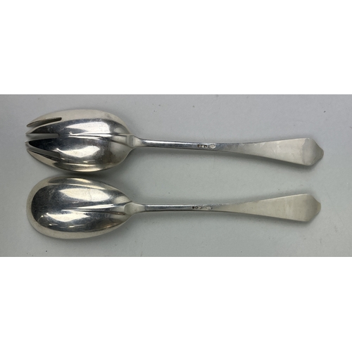 80 - A PAIR OF SILVER SALAD SERVERS BY GOLDSMITHS AND SILVERSMITHS
Total weight: 256gms