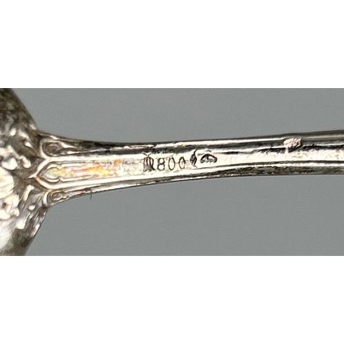 86 - A SET OF TEN 800 SILVER SPOONS
Weight: 255gms