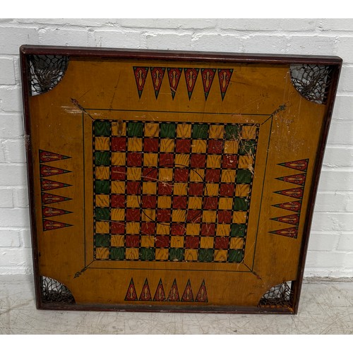 1024 - AN ANTIQUE ARCH ARENA GAME BOARD
73cms x 73cms 