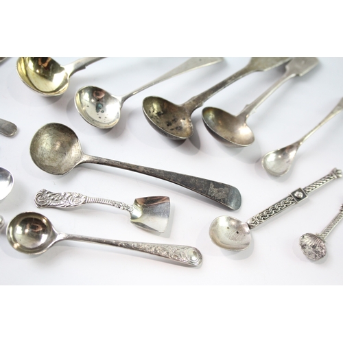 223 - A GROUP OF FIFTEEN SILVER CONDIMENT SPOONS INCLUDING GEORGIAN
Weight: 110gms