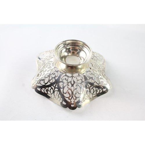 243 - A .925 STERLING SILVER BON BON DISH
Weight: 103gms