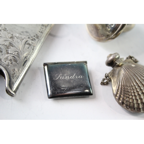 252 - FIVE .925 STERLING SILVER LADIES VANITY
Weight: 100gms