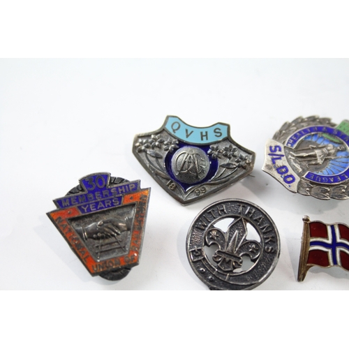 262 - SIX .925 STERLING SILVER BADGES INCLUDING ENAMEL
Weight: 28gms