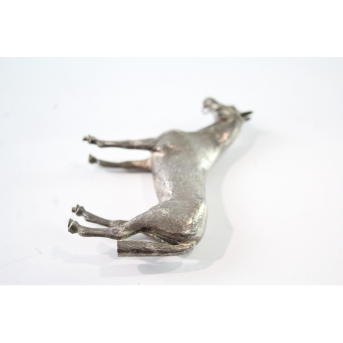 264 - A .925 STERLING SILVER NOVELTY HORSE FIGURE
Weight: 63gms