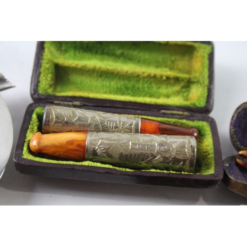 271 - SEVEN .925 STERLING SILVER TOBACCIANA INCLUDING ASHTRAY AND MATCHBOX COVERS
Weight: 94gms... 