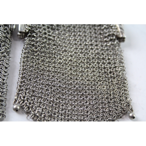 273 - TWO .925 STERLING SILVER CHAINMAIL LADIES COIN PURSES
Weight: 94gms