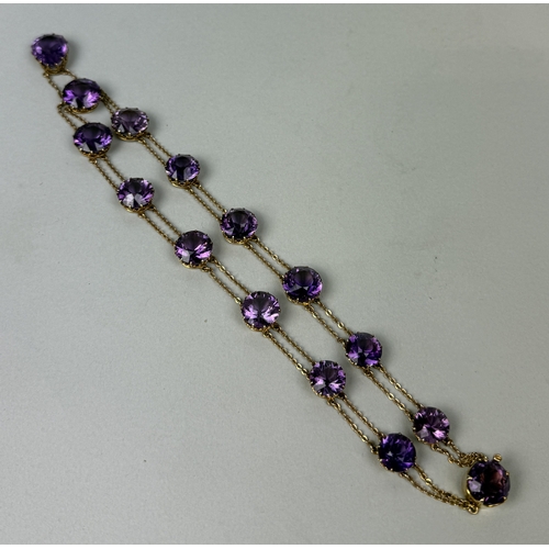 321 - AN ANTIQUE GRADUATED AMETHYST NECKLACE SET IN HIGH CARAT GOLD
Weight: 36.4gms
42cm L... 