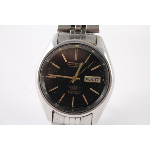 339 - A CITIZEN EAGLE 7 STAINLESS STEEL WATCH
Automatic, working condition.