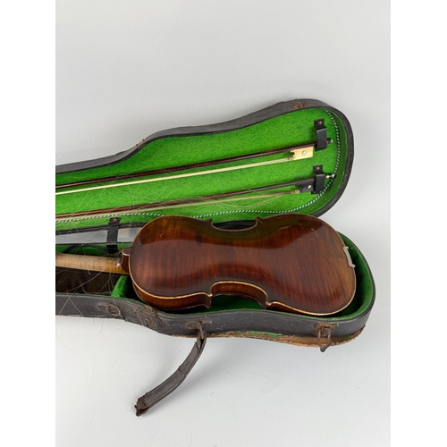 402 - AN ANTIQUE VIOLIN IN CASE WITH TWO BOWS
 Ivory license for bow: Y5SYWF7R