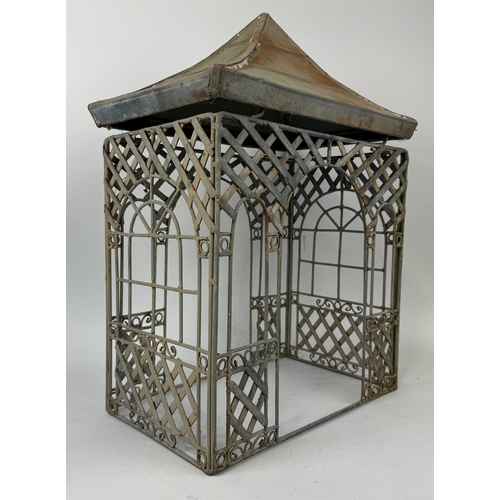 427 - A SMALL IRON GARDEN HOUSE
 
60 x 43 x 27 cm