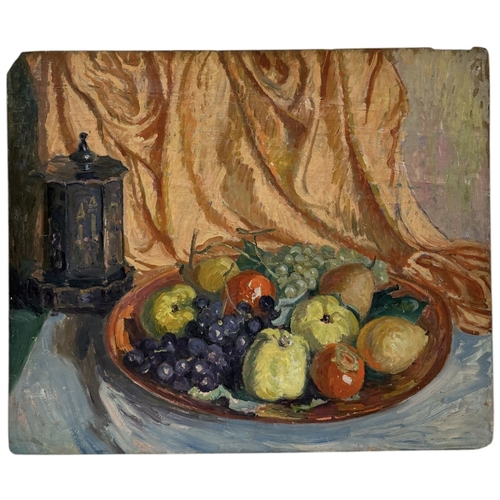 472 - WILLIAM SAMUEL HORTON (AMERICAN 1865-1936): AN OIL PAINTING ON BOARD DEPICTING A STILL LIFE WITH FRU... 