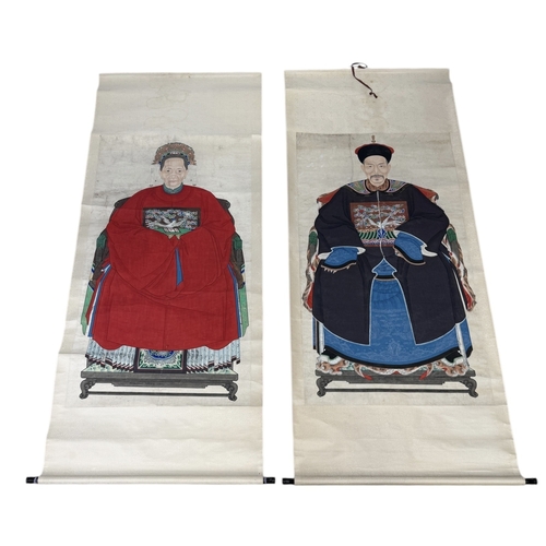 64 - A PAIR OF CHINESE ANCESTRAL SCROLL PAINTINGS
The paintings probably late Qing dynasty.
Painting 145c... 