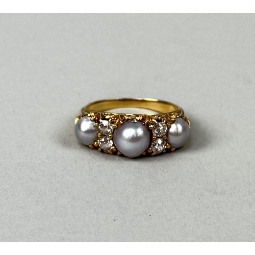 13 - AN ANTIQUE GOLD RING SET WITH THREE PEARLS AND FOUR DIAMONDS
Weight: 5.6gms
