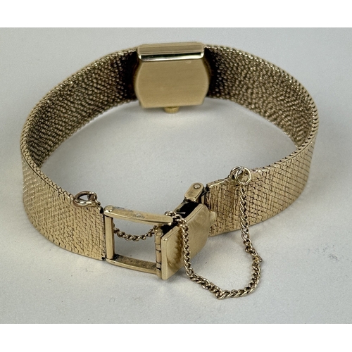10 - A LADIES 9CT GOLD OMEGA WRIST WATCH WITH GOLD BRACELET AND SAFETY CHAIN
Manual winding, full working... 