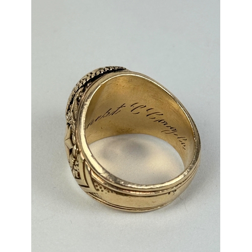 11 - TEXAS UNIVERSITY: 10CT GOLD RING SET WITH DIAMOND
Weight: 25.5gms
Size W-X... 