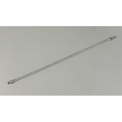 13 - AN 18CT WHITE GOLD TENNIS BRACELET SET WITH DIAMONDS
Weight: 6.6gms