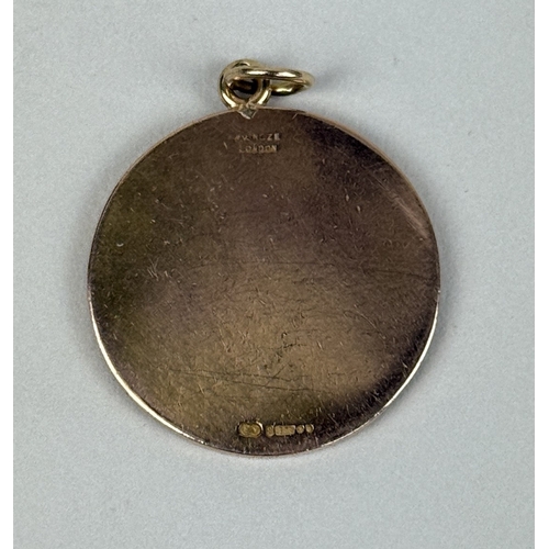 17 - PAUL VINCZE: A 9CT GOLD ST CHRISTOPHER MEDALLION/PENDANT
Weight: 8.5gms
Clear marking P.Vincze, Lond... 