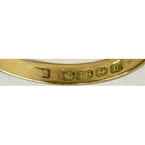 22 - AN 18CT GOLD SEVEN STONE RING SET WITH SAPPHIRES AND DIAMONDS
Weight: 4.09gms