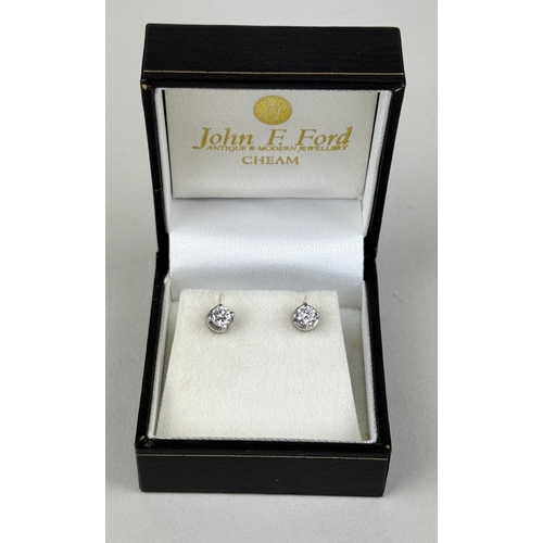 38 - A PAIR OF DIAMOND STUD EARRINGS SET IN WHITE GOLD
Weight: 1.6gms
