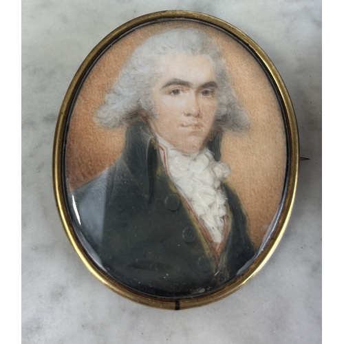 47 - AN 18TH CENTURY PORTRAIT MINIATURE BROOCH OF THOMAS SCOTT, TOGETHER WITH A GOLD MINIATURE FRAME BROO... 