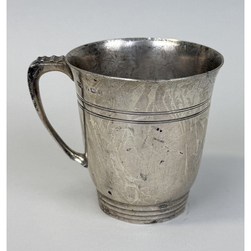 127 - A SILVER CHRISTENING CUP
Weight: 154gms