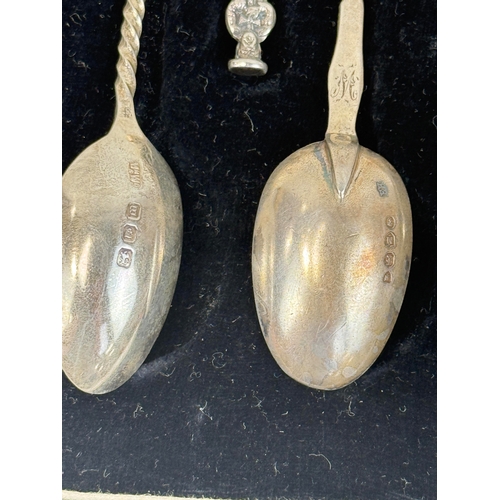 129 - A GROUP OF SILVER APOSTLE SPOONS IN UNRELATED BOX, TOGETHER WITH WILLIAM ROGERS SILVER-PLATED SOUP S... 