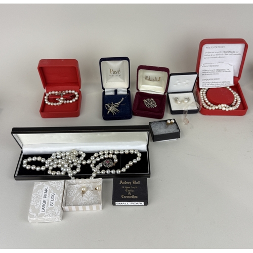 130 - A GROUP OF PEARL JEWELLERY AND SILVER BROOCHES TO INCLUDE NECKLACE, EARRINGS, CHINESE BRACELET
 
 ... 