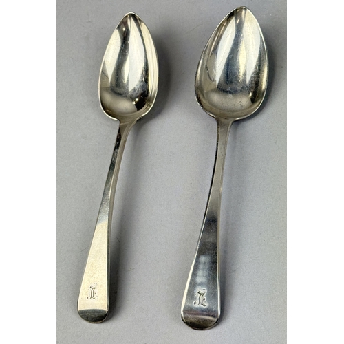 133 - A PAIR OF SILVER SPOONS
Weight: 163gms