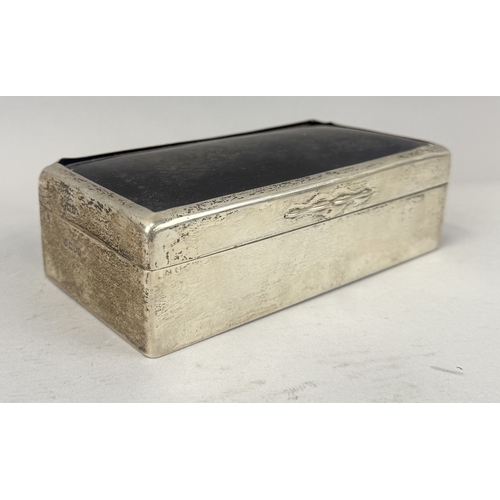 138 - AN ANTIQUE SILVER AND TORTOISESHELL BOX
With some wear.
Weight: 577gms
18cm x 9cm x 5.5cm... 