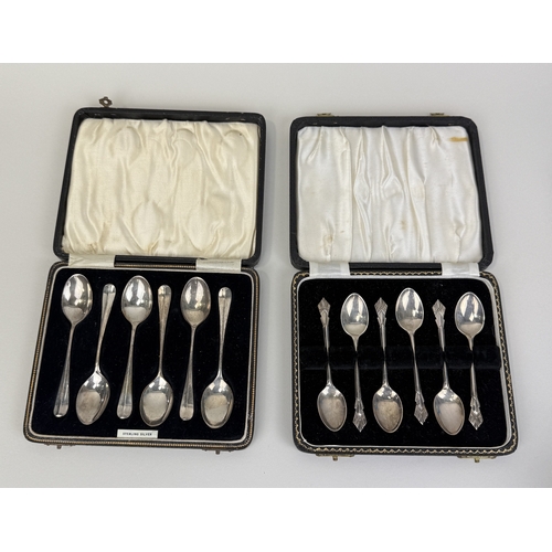 165 - TWO SETS OF SILVER TEASPOONS
In boxes.
Total silver weight: 86.2gms