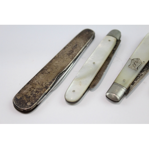 234 - FOUR .925 STERLING SILVER MOP FRUIT KNIVES
67gms... 