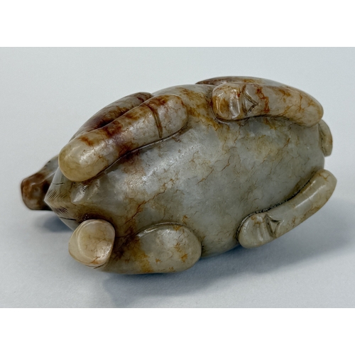 263 - A CHINESE CELADON JADE RAM-FORM WATER POT IN THE WESTERN HAN DYNASTY STYLE
8.5 cm Length... 